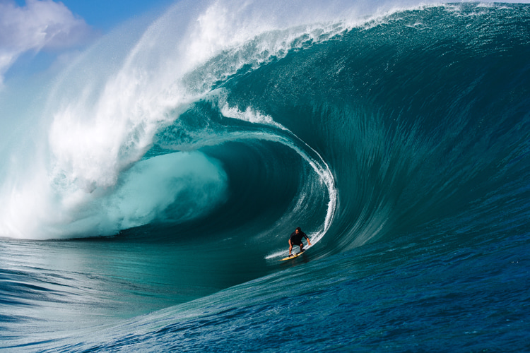 biggest-waves-ever-surfed.jpg