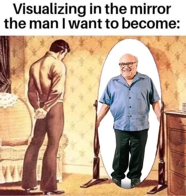 visualizing-mirror-man-want-become
