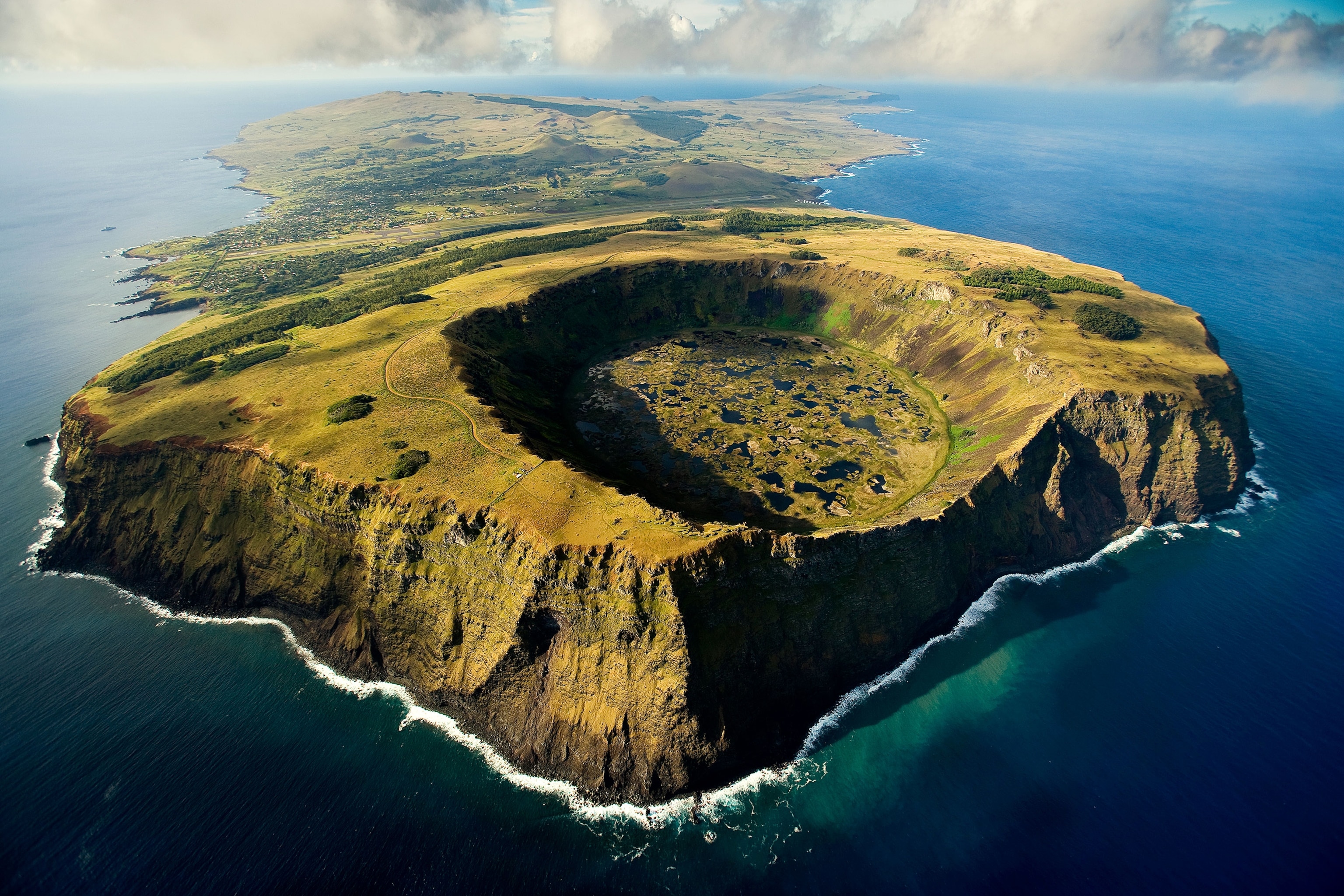 rano-kau-volcano-easter-island.jpg
