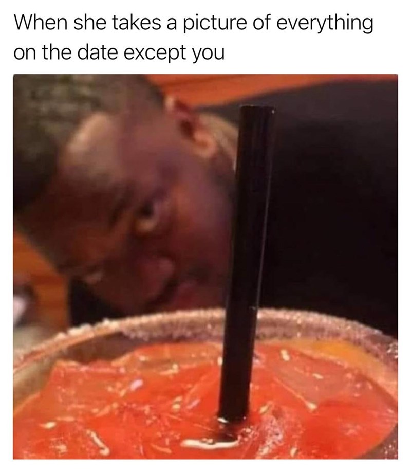 she-takes-picture-everything-on-date-except