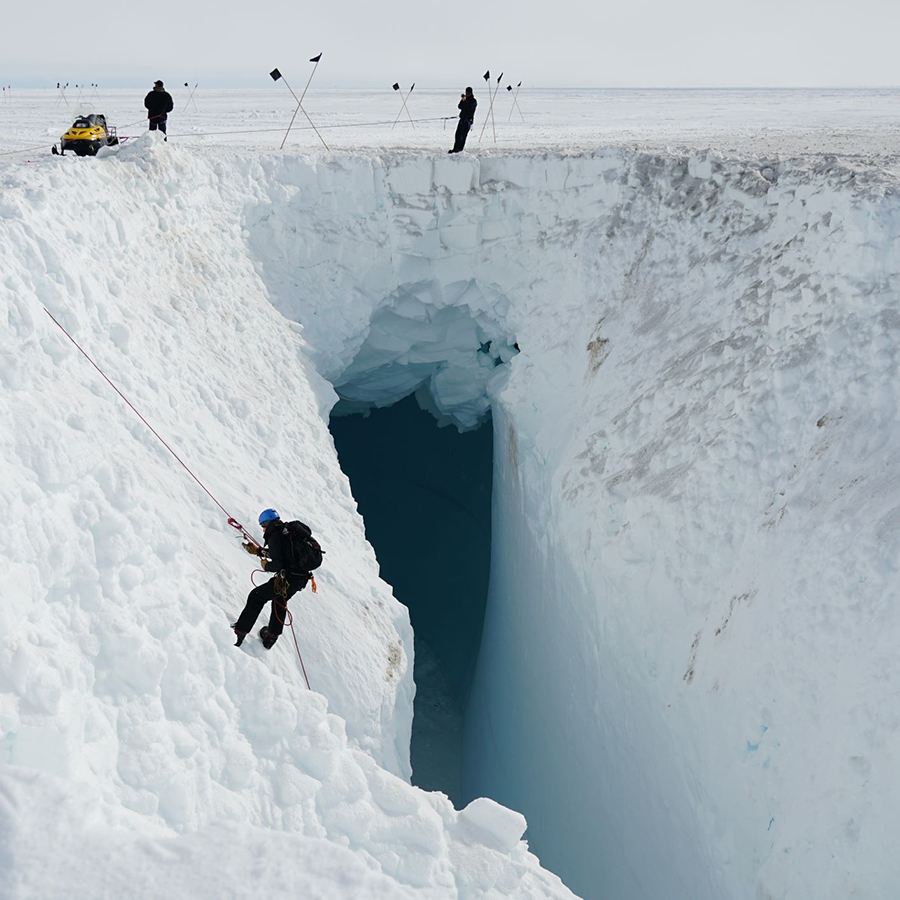 crevasse1.jpg