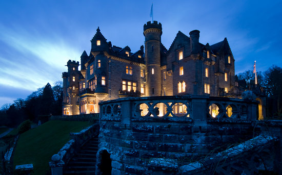 skibo-castle-by-night.jpg