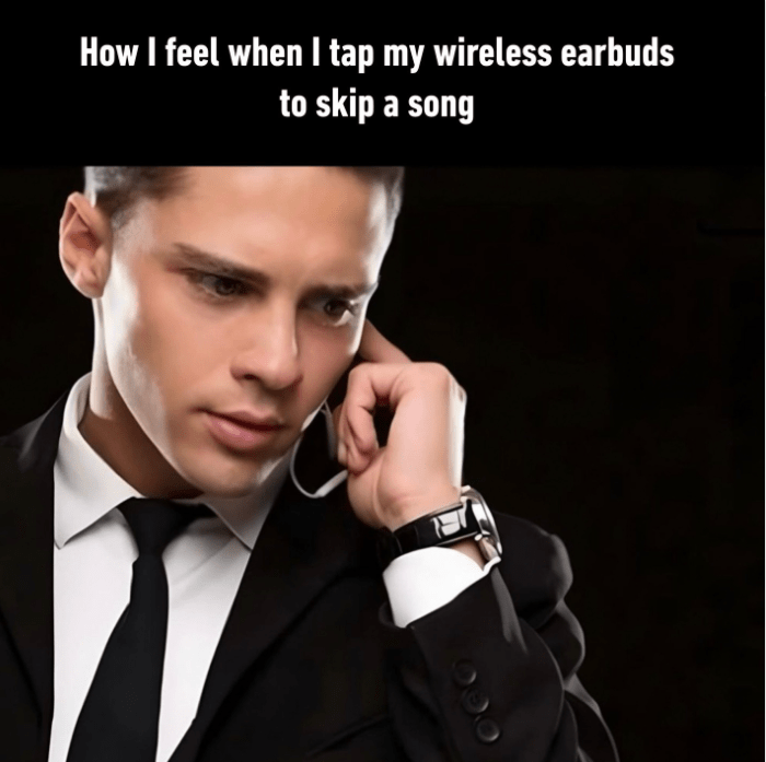 feel-tap-my-wireless-earbuds-skip-song