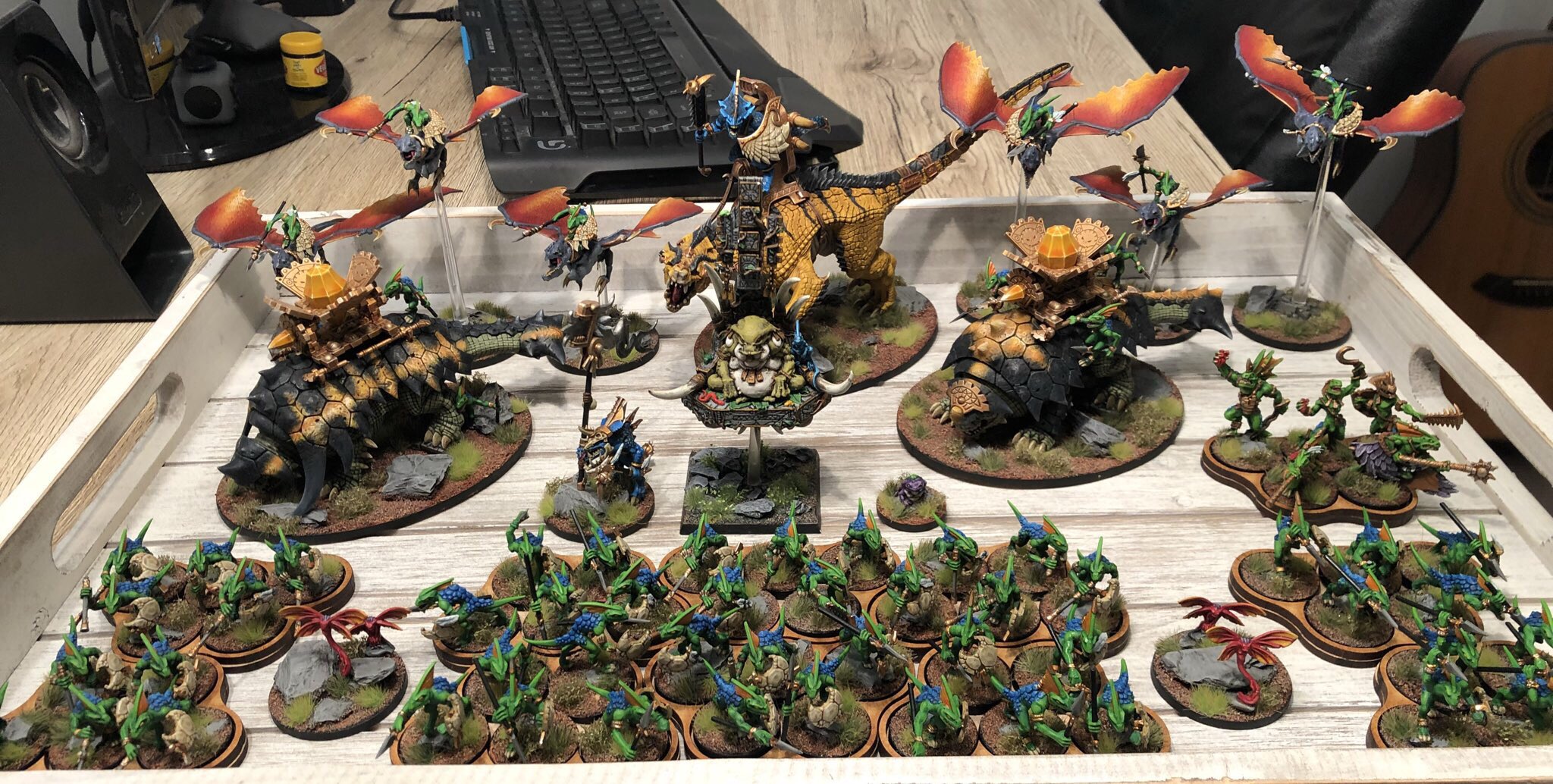 Dk4AWgIVAAAF8kJ.jpg:large